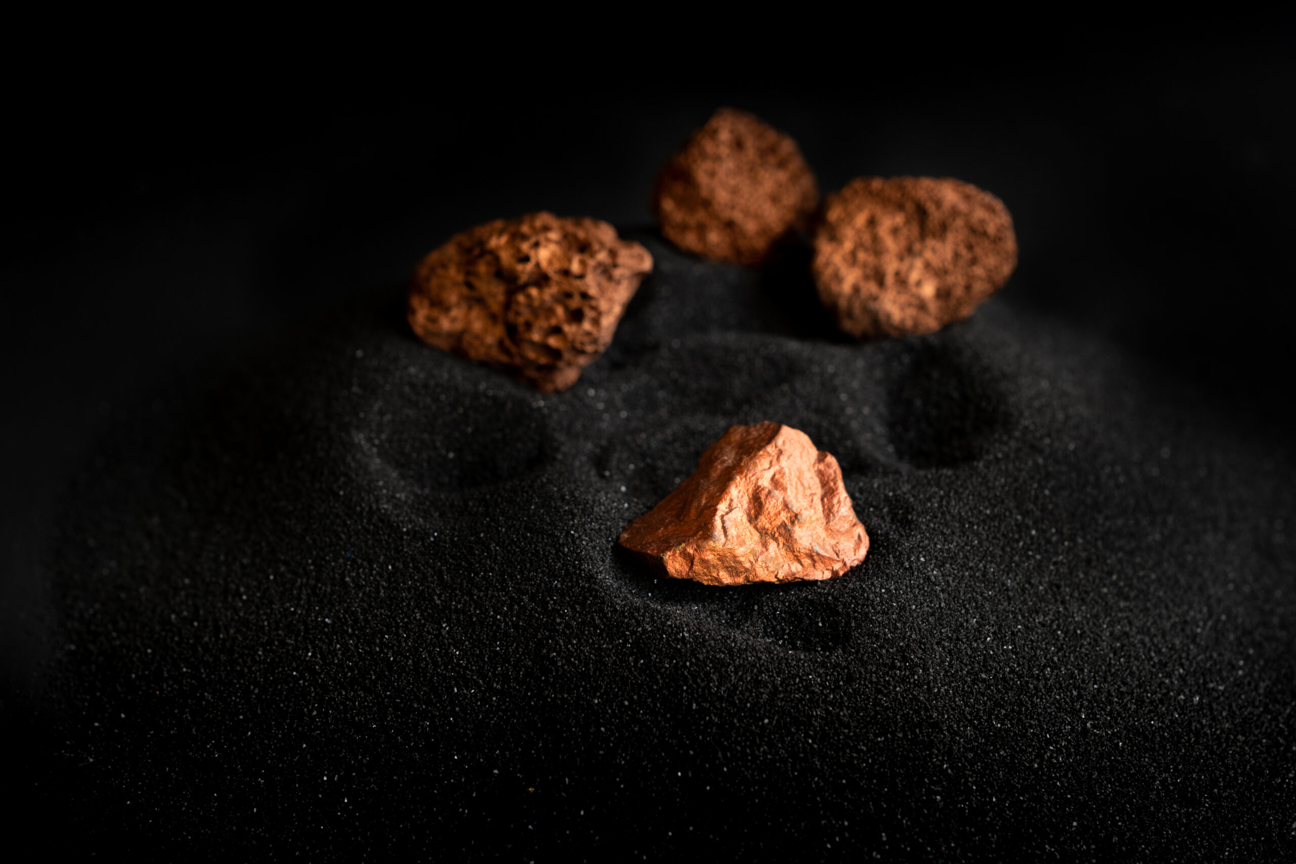 Solstice Minerals Increases Nanadie System with Wide Copper-Gold Intercepts