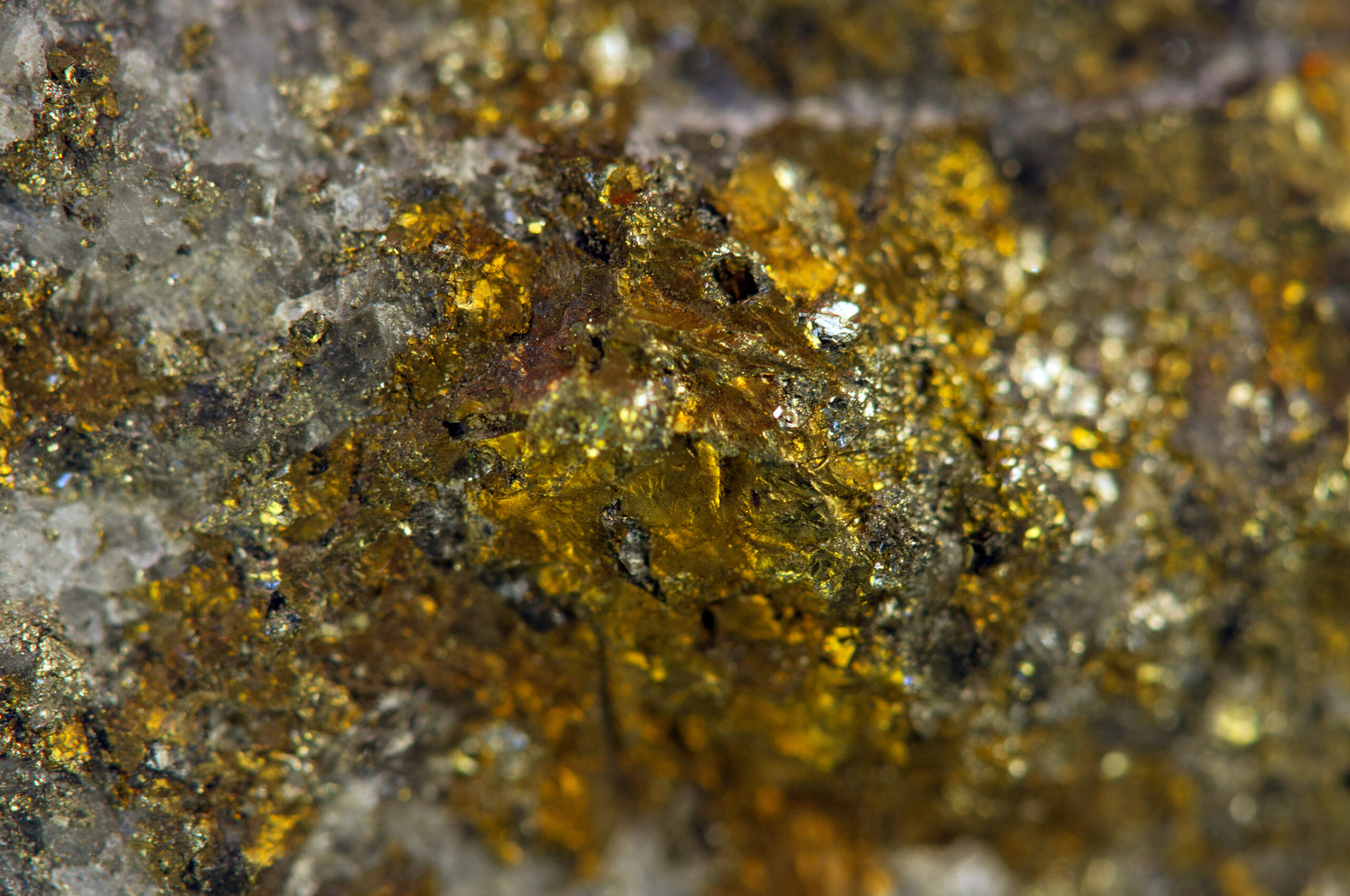 Crystal,nugget, Gold, Bronze, Copper, Iron. Macro. Extreme Close